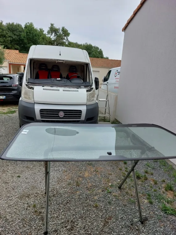 Remplacement d'un Pare Brise à domicile à Saint Colomban, Saint-Philbert-de-Grand-Lieu, Chris Glass